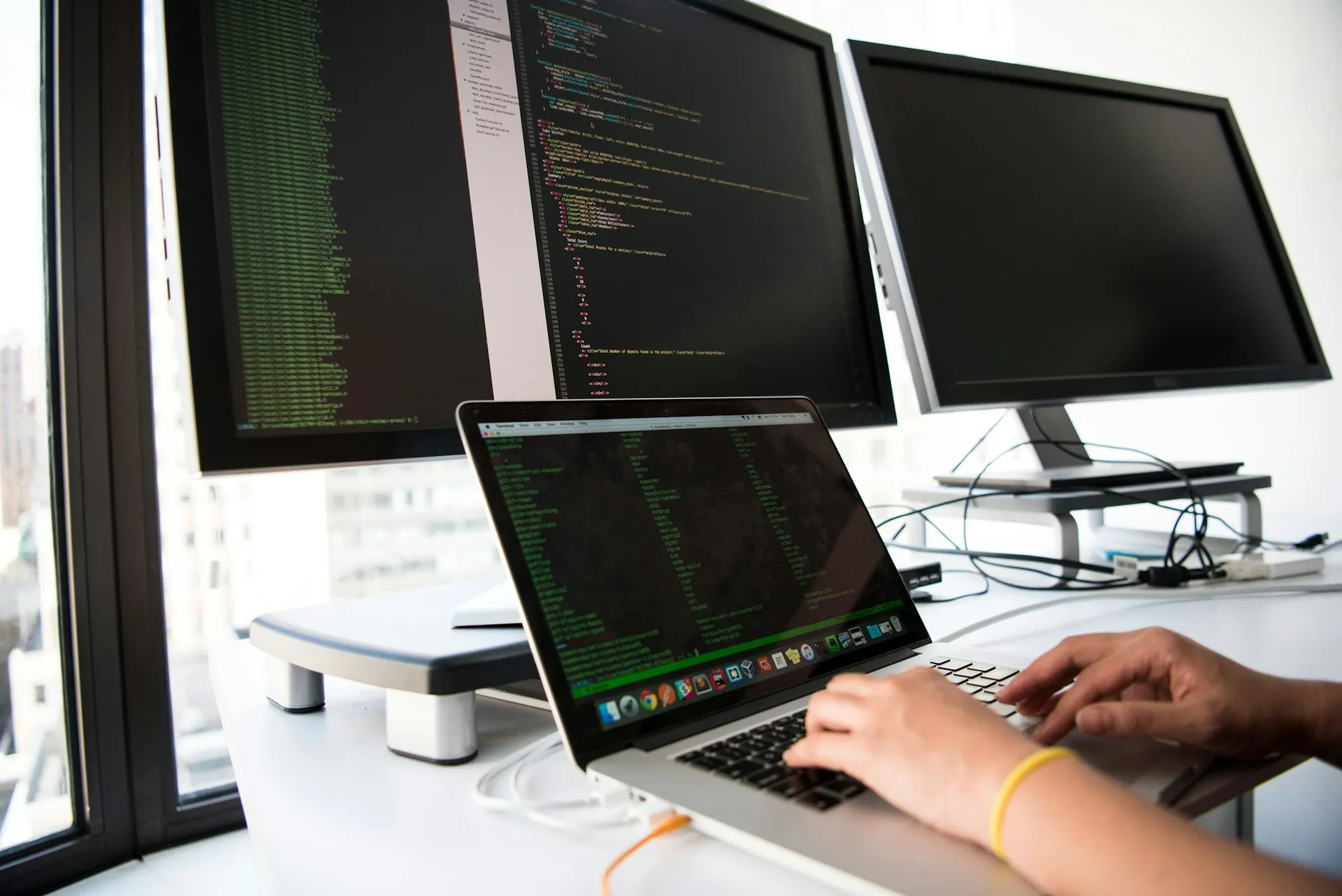 Frauen in Technologie und Innovation revolutionieren Unternehmen