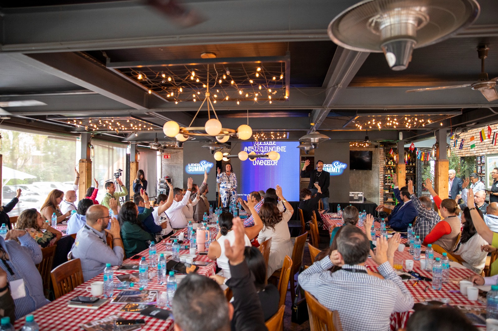Sales Summit 2026: Vom Unbekannten zum Auserwählten