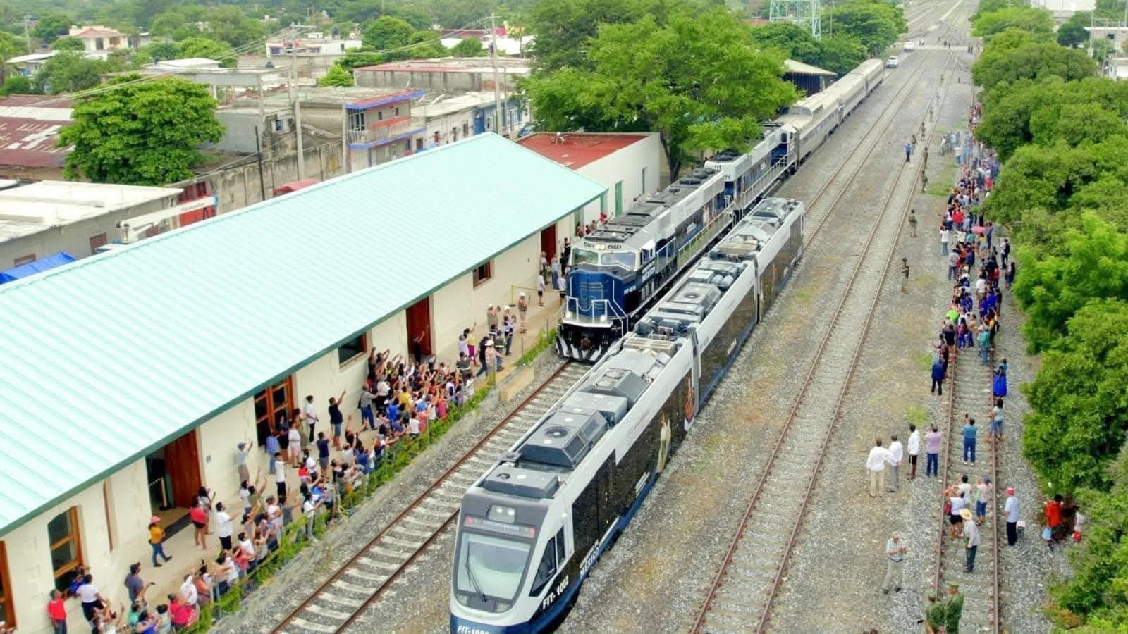 Vorortzug in San Luis Potosí beschleunigt Pendlerverkehr vom Norden zur Industriezone der Hauptstadt